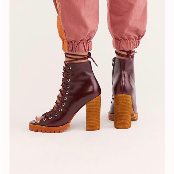 Jeffrey Campbell Palermo Heels - Picture 3 of 4